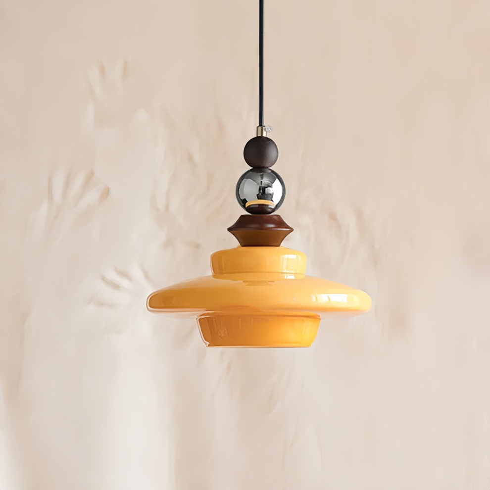 Średniowieczna beżowa lampa wisząca do jadalni ze szklanym kloszem