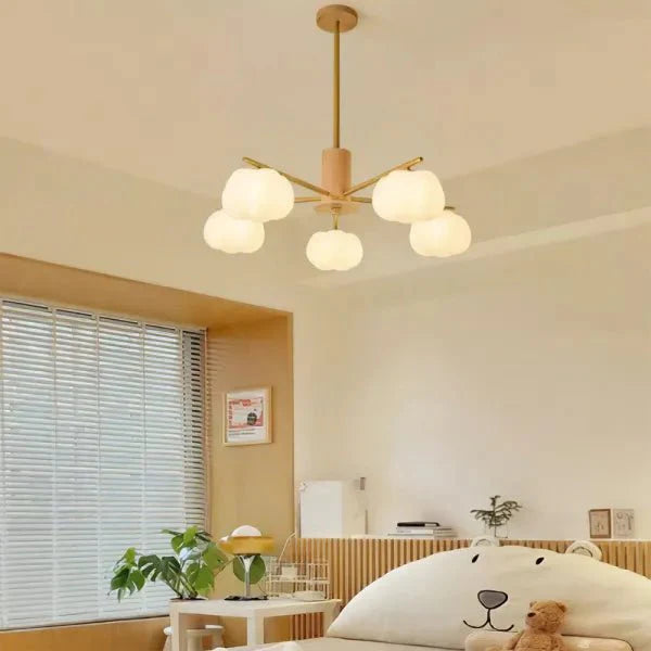 Kreatywna lampa sufitowa z drewna i bawełnianych kulek do salonu