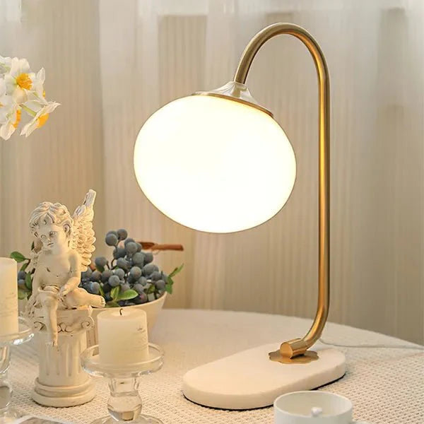 Marshmallow metalen en glazen tafellamp