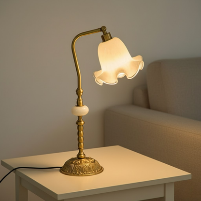 RoseLamp | Lampa Stołowa w Kształcie Kwiatu z Mosiądzu, Vintage Design