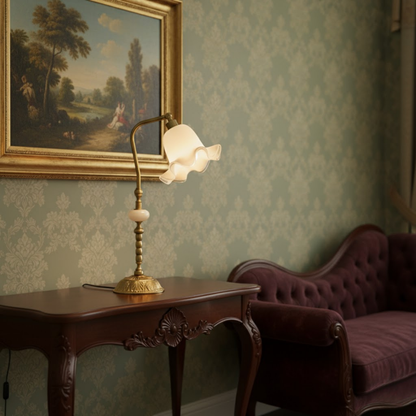 RoseLamp | Lampa Stołowa w Kształcie Kwiatu z Mosiądzu, Vintage Design