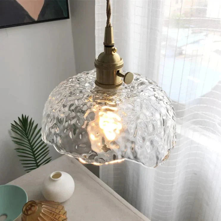 Nieregularna lampa wisząca z mosiądzu i szkła