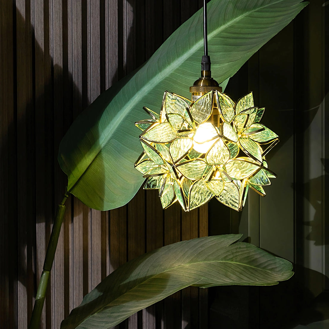 Lampa wisząca Capiz - Eleganckie Oświetlenie do Twojego Domu