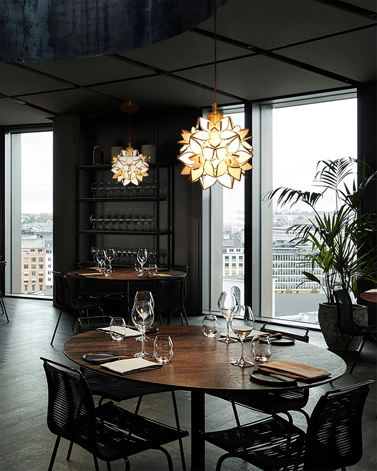 Lampa wisząca Capiz - Eleganckie Oświetlenie do Twojego Domu