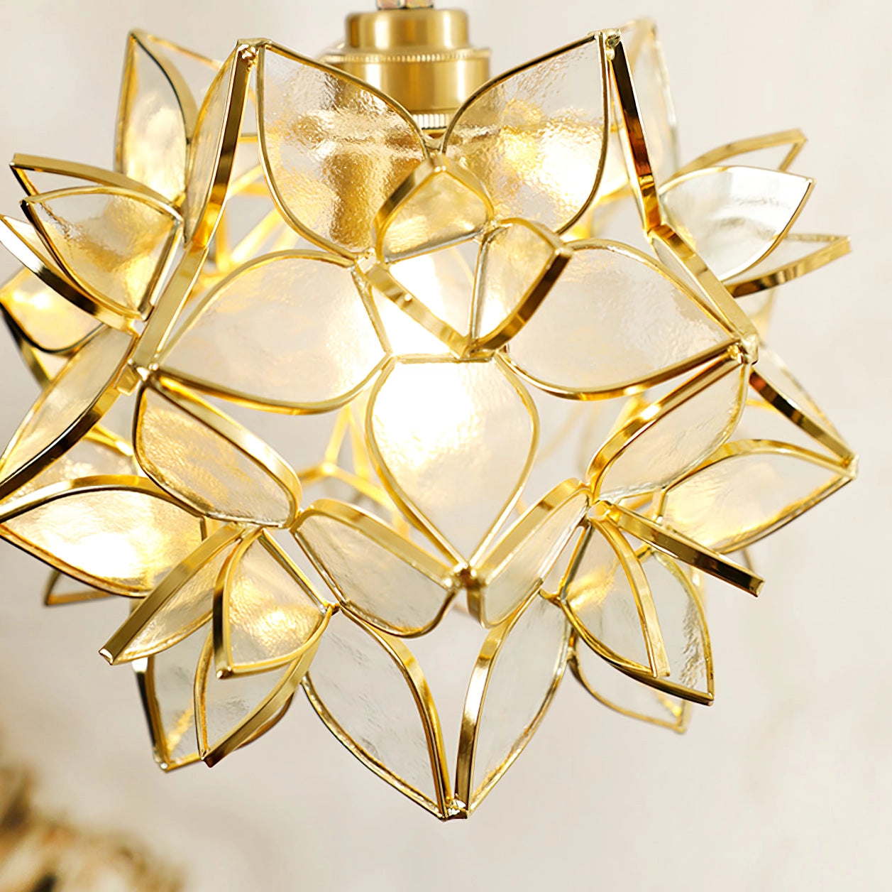 Lampa wisząca Capiz - Eleganckie Oświetlenie do Twojego Domu
