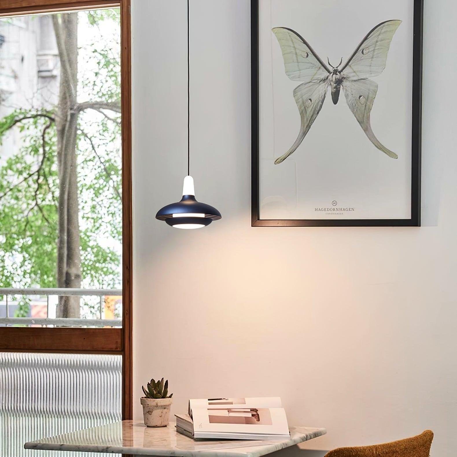 Lampa wisząca Fiji - nowoczesny design z tropikalnym akcentem