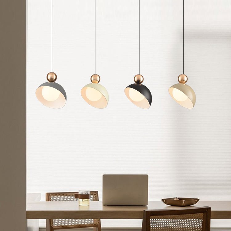 Regulowana Metalowa Lampa Wisząca - Nowoczesne Oświetlenie