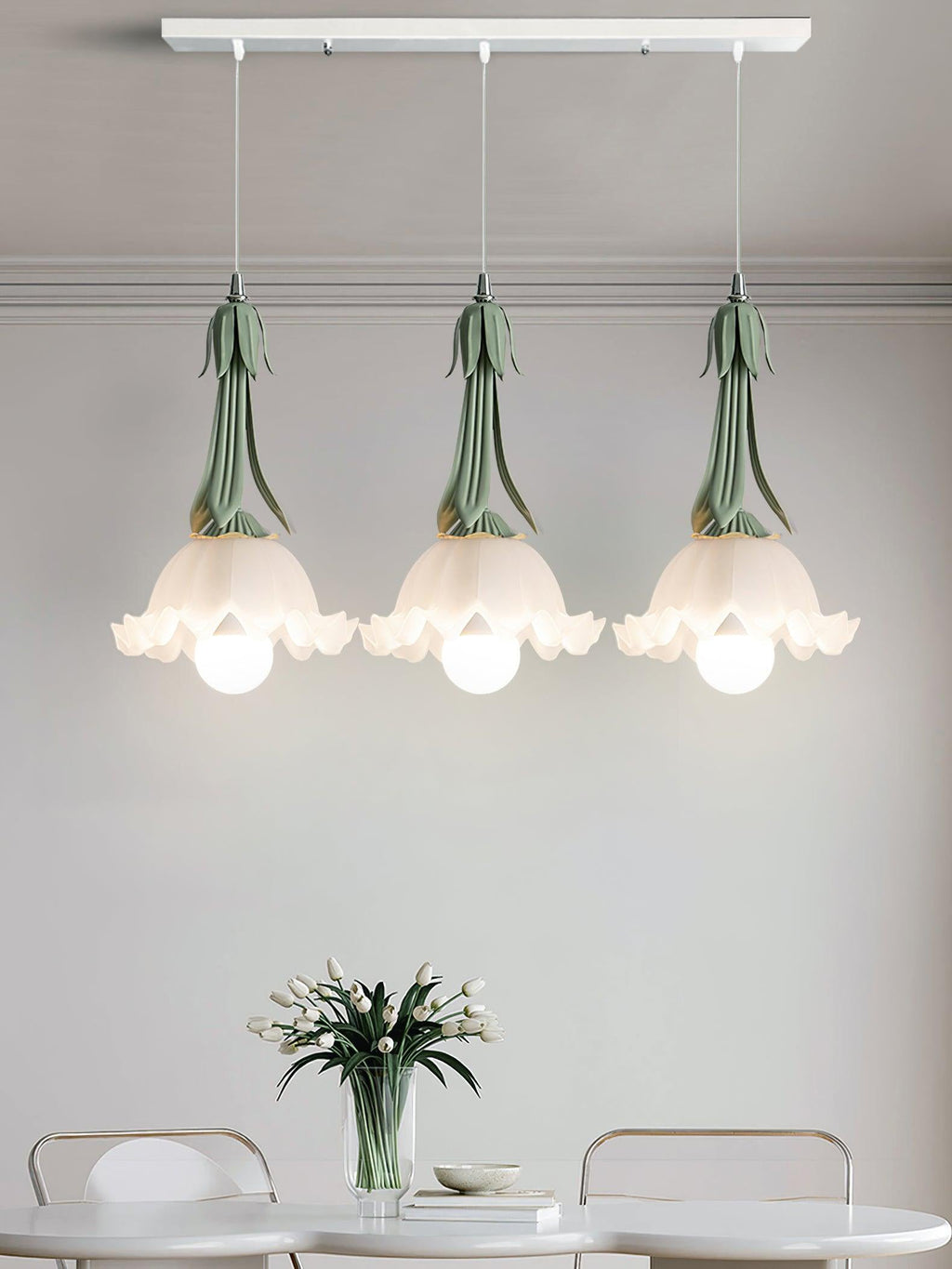 Lampa wisząca Konwalia - Eleganckie Oświetlenie dla Polskiego Domu