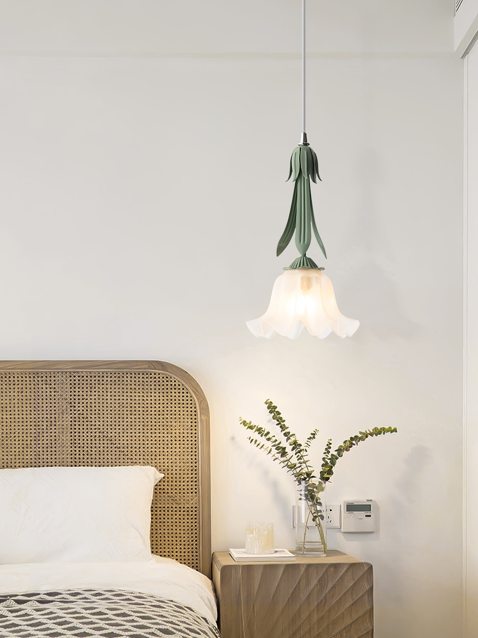 Lampa wisząca Konwalia - Eleganckie Oświetlenie dla Polskiego Domu