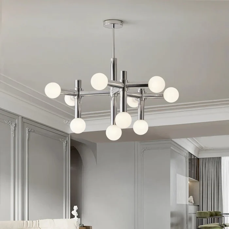 Stropná lampa s guľovým lustrom v škandinávskom štýle