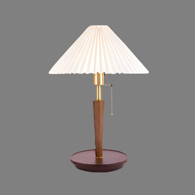 Vintage Geplooide Houten Tafellamp