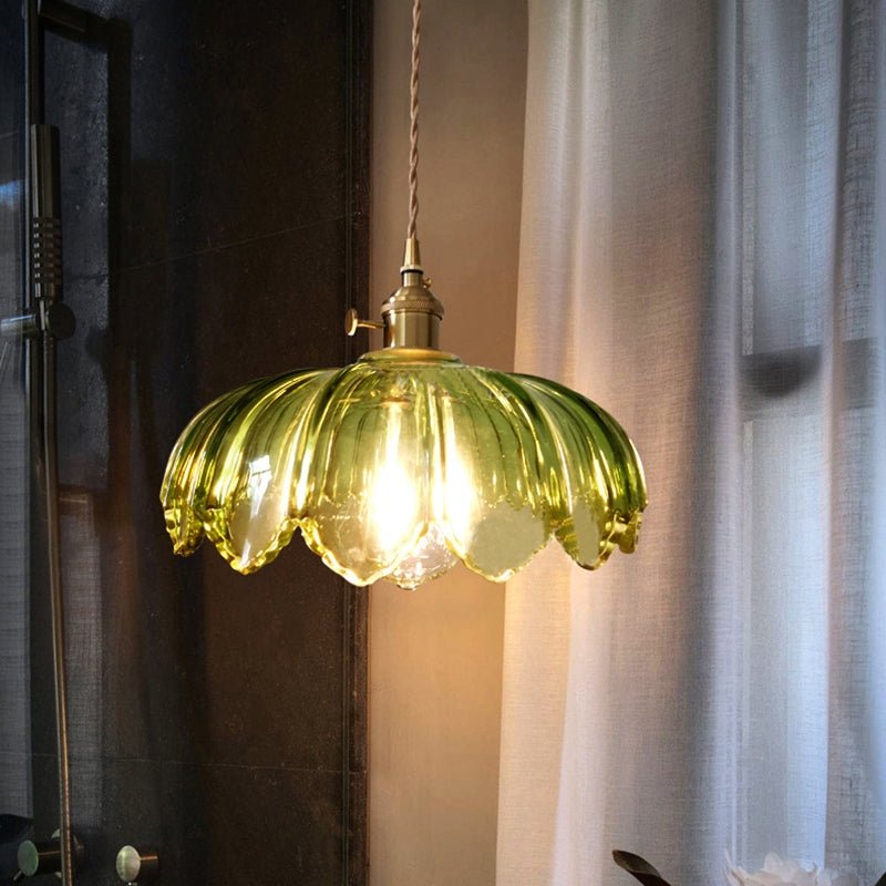 Vintage wisząca lampa szklana kwiatowa