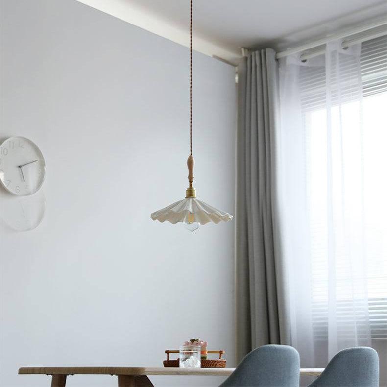 Wisząca lampa nad wyspę kuchenną