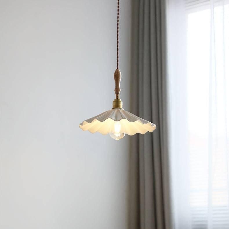 Wisząca lampa nad wyspę kuchenną