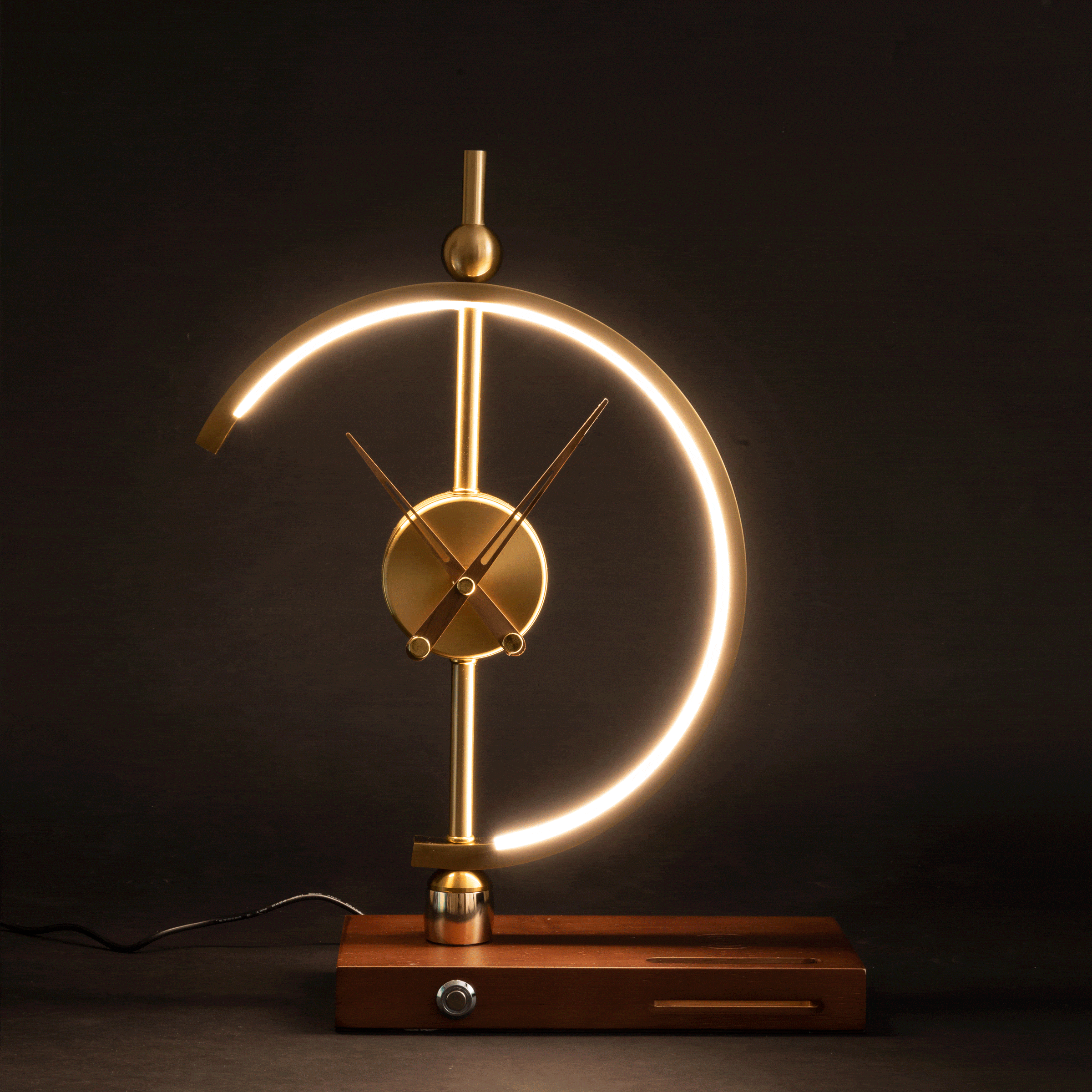 NagoyaLight™ | Luxe Lampenklok en Oplader